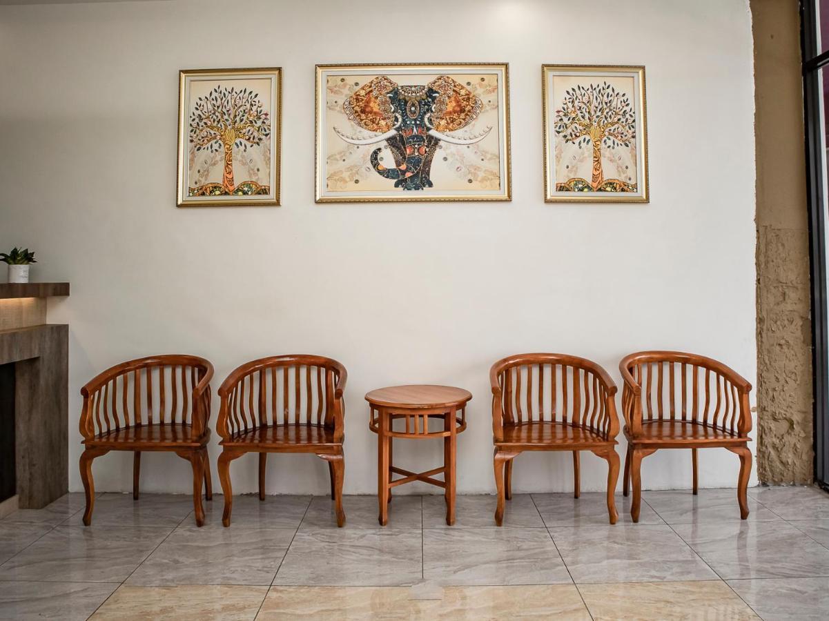 Oyo 90105 Towermas Hotel Sibu Ngoại thất bức ảnh